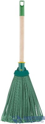 Веник пластиковый с деревянной ручкой 240х660мм КУРС 68075