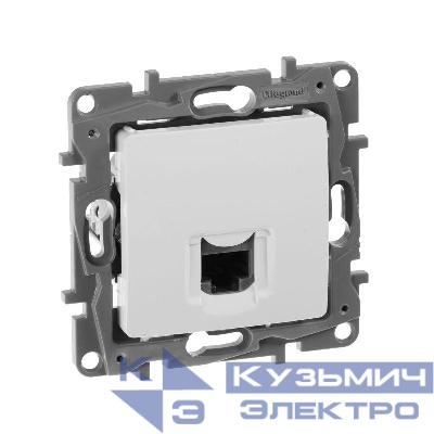 Розетка компьютерная 1-м СП Etika RJ45 кат.5E UTP механизм бел. IEK 672241