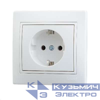 Розетка 1-м СП Mira с заземл. бакелит с бел. вставкой бел. LEZARD 701-0202-122B