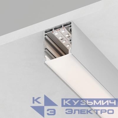 Профиль накладной CAB256 "Линии света" 35х35 L2000 в комплекте 2 заглушки 4 крепежа алюм. серебр. FERON 10367